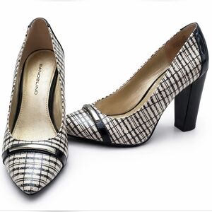 Bandolino Plaid Black and White Heels Us 7